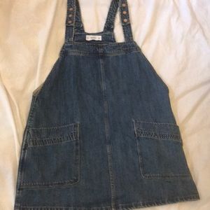 Overall dress